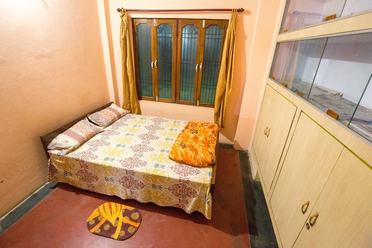 Somit Paying Guest House Варанаси Екстериор снимка